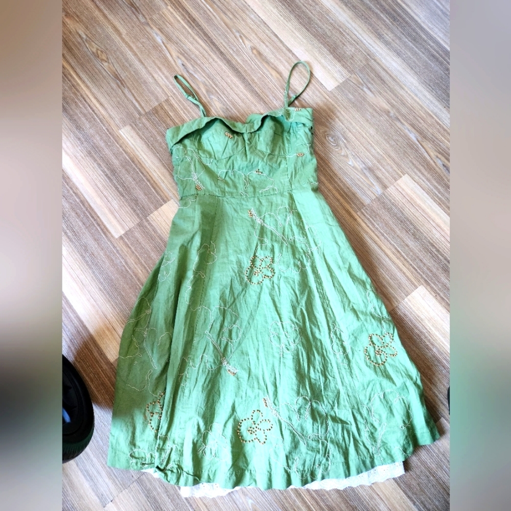 Floral green dress